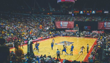 开运体育-球队医疗团队引入冷疗技术，加速球员恢复，球员冷冻疗法