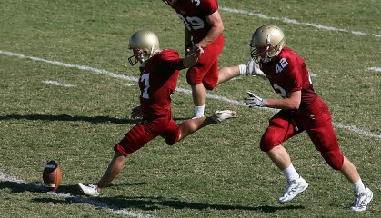 开云体育活动-阿莱克西与顶尖选手同台争锋，阿莱克西雅